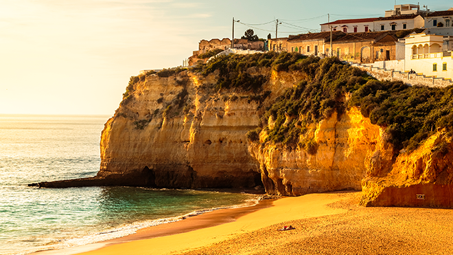 Sol-e-mar_miguelsantos1986Algarve_shutterstock